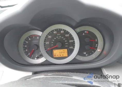 2010 Toyota Rav4 z USA, uszkodzony, nr VIN JTMBF4DV7AD030949